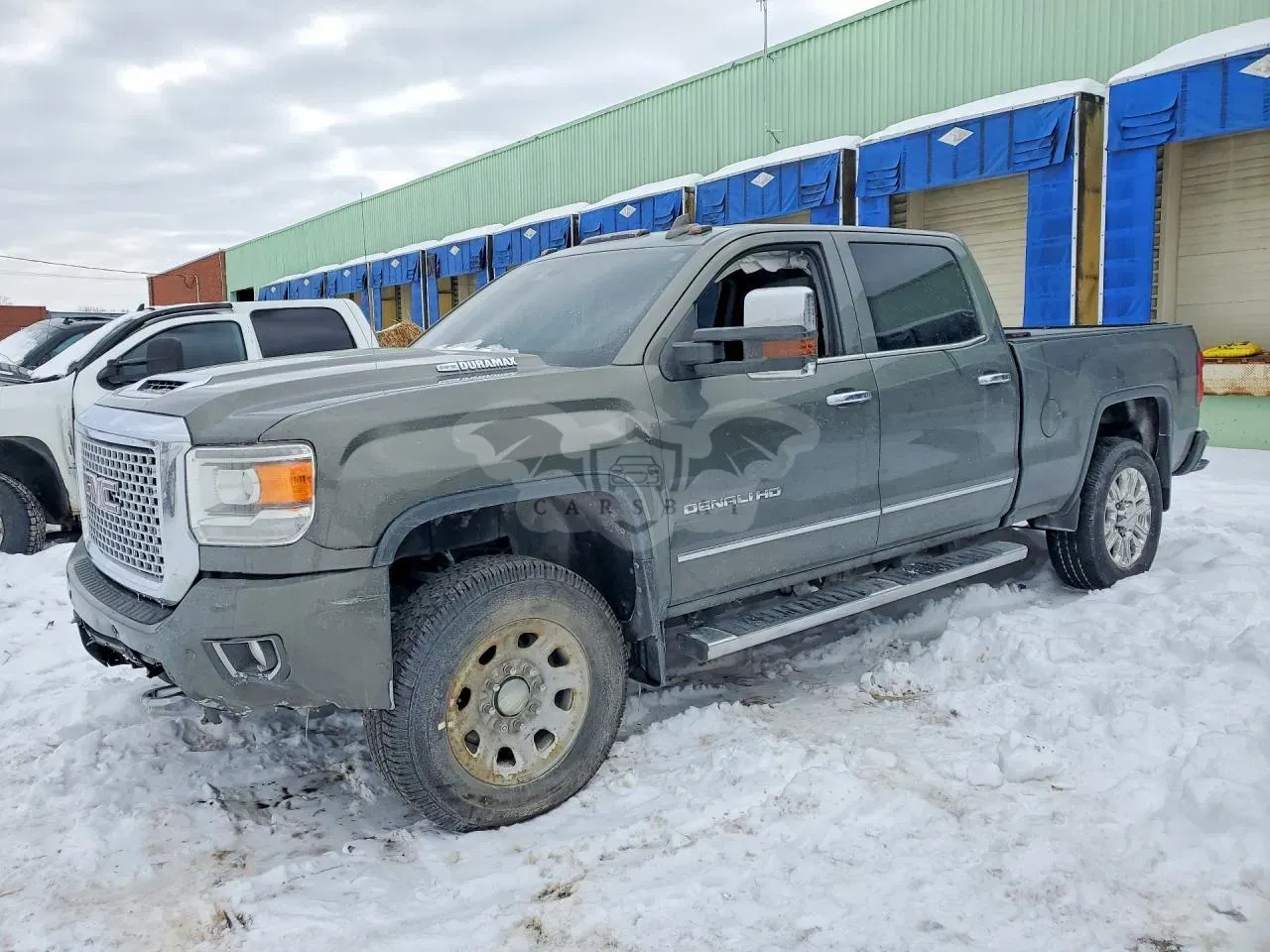 GMC Sierra K2500 DENALI 6.6L 8 2017