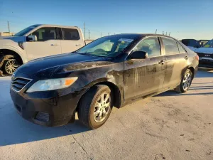 Toyota Camry BASE 2.5L 4 2011