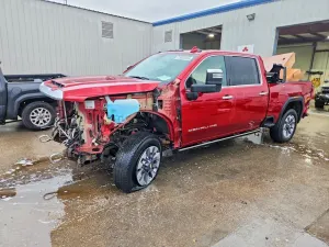 GMC Sierra K2500 DENALI 6.6L 8 2022