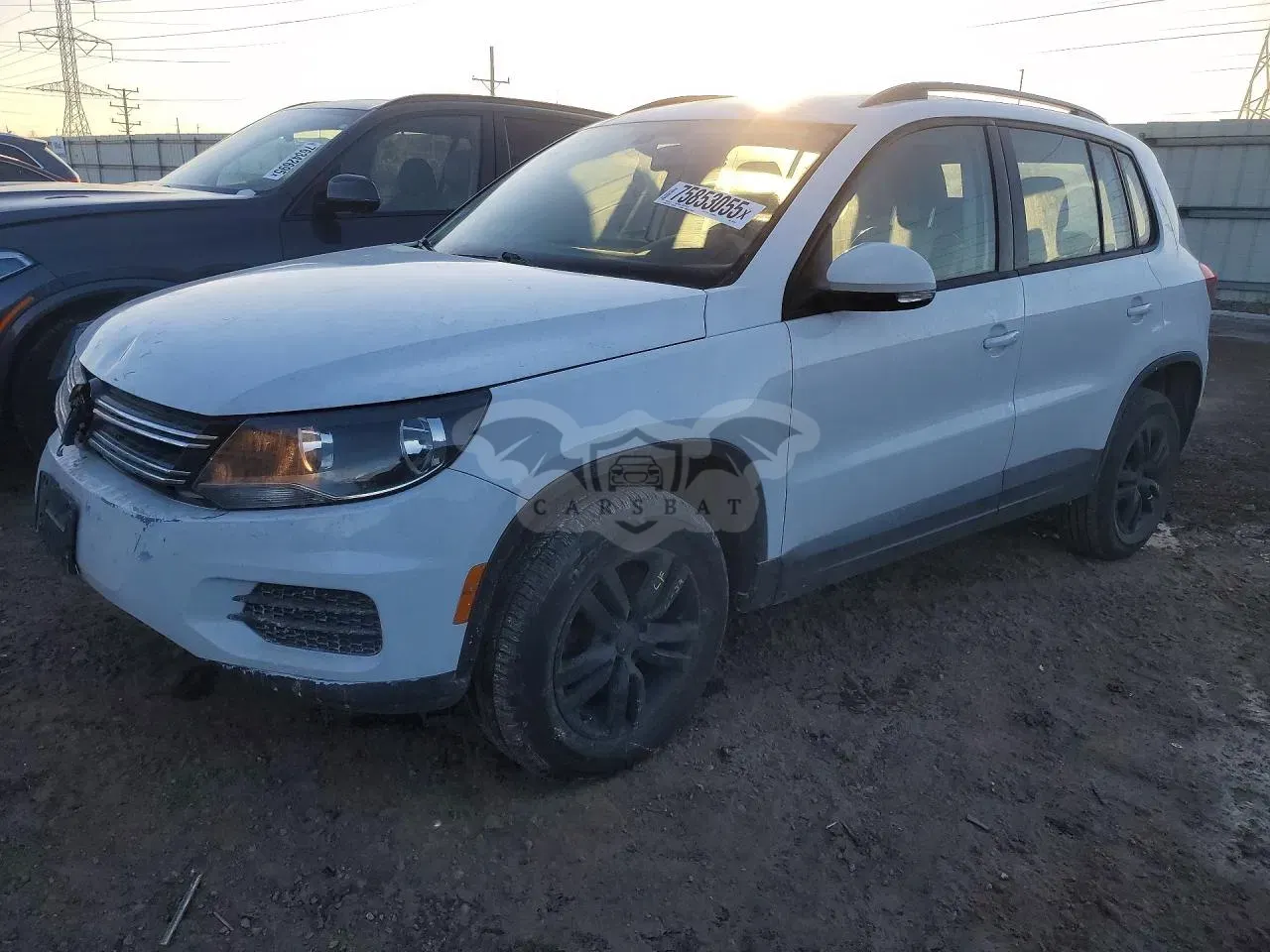 Volkswagen Tiguan S 2.0L 4 2017