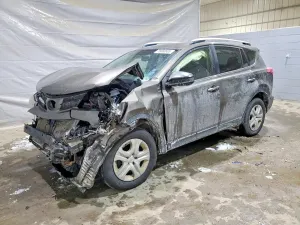Toyota Rav4 LE 2.5L 4 2015