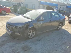 Toyota Corolla BASE 1.8L 4 2011