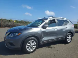 Nissan Rogue S 2.5L 4 2015