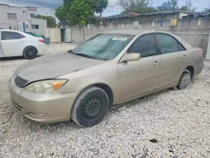 Toyota Camry LE 2.4L 4 2003