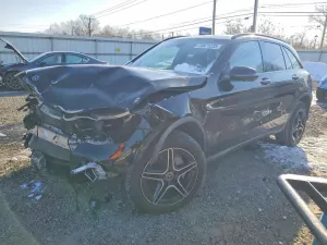 Mercedes-Benz GLC 300 4MATIC 2.0L 4 2021
