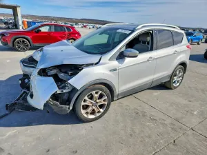 Ford Escape TITANIUM 1.6L 4 2015