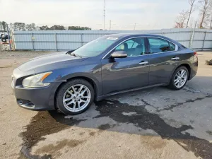 Nissan Maxima S 3.5L 6 2011