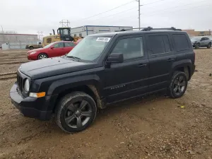 Jeep Patriot LATITUDE 2.4L 4 2015