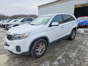 Kia Sorento LX 2.4L 4 2015