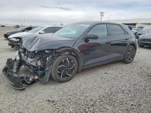 Hyundai IONIQ SEL 2023
