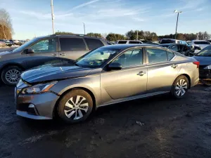 Nissan Altima S 2.5L 4 2020