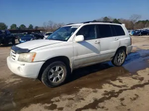 Toyota Highlander 2.4L 4 2001