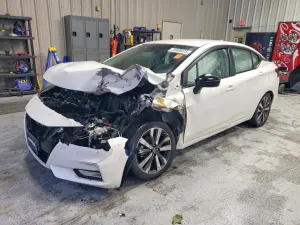 Nissan Versa SR 1.6L 4 2020