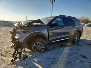 Ford Explorer XLT 2.3L 4 2022