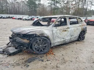 Volkswagen Tiguan 2.0L 4 2024