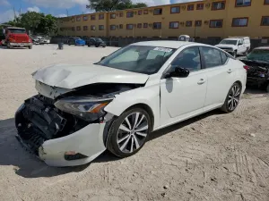 Nissan Altima 2.5L 4 2022