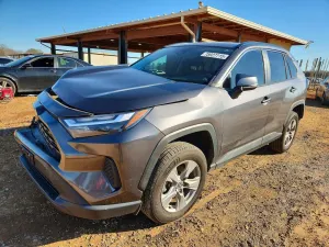 Toyota Rav4 XLE 2.5L 4 2022
