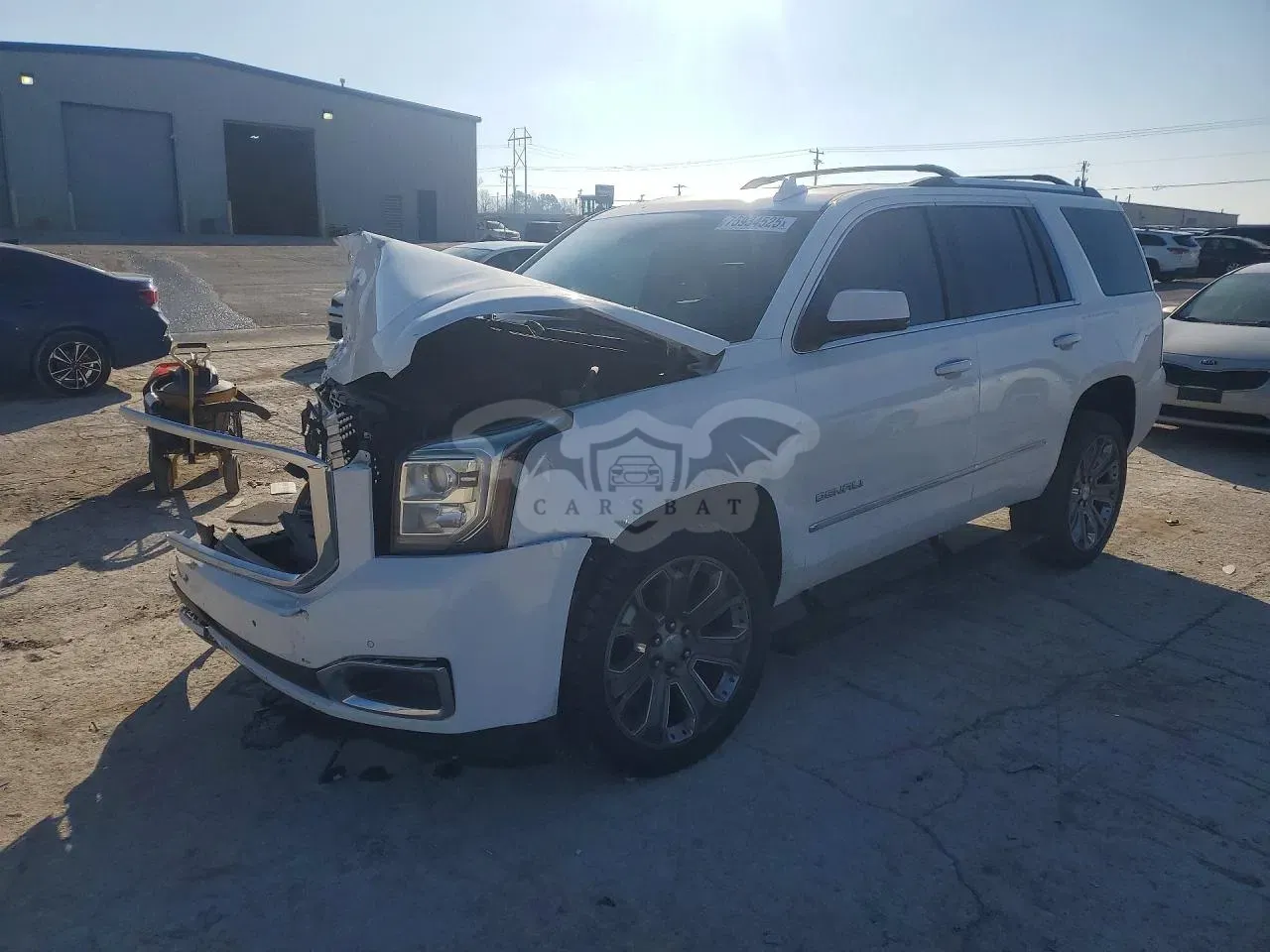 GMC Yukon DENALI 6.2L 8 2016