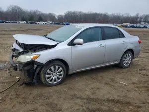 Toyota Corolla BASE 1.8L 4 2013