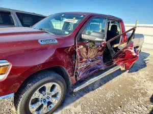 RAM 1500 5.7L 8 2019