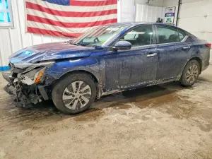 Nissan Altima S 2.5L 4 2020