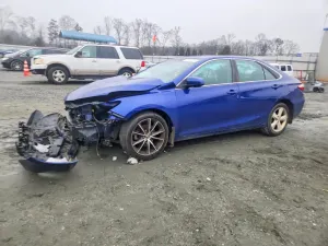 Toyota Camry LE 2.5L 4 2015