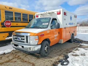 Ford Econoline E350 SUPER DUTY CUTAWAY VAN 5.4L 8 2011