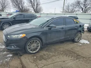 Ford Fusion SE 2.0L 4 2014