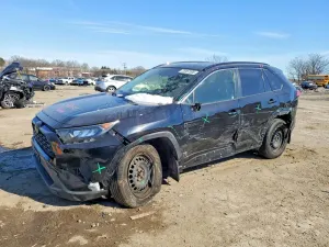 Toyota Rav4 LE 2.5L 4 2019