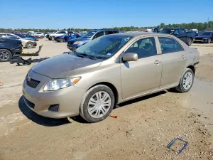 Toyota Corolla BASE 1.8L 4 2010