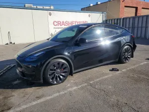 Tesla Model Y 2024
