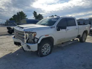 GMC Sierra K2500 DENALI 6.6L 8 2020