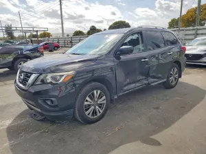 Nissan Pathfinder SL 3.5L 6 2020