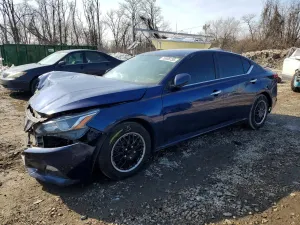 Nissan Altima S 2.5L 4 2020