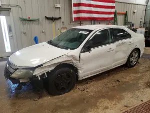 Ford Fusion SE 2.5L 4 2011