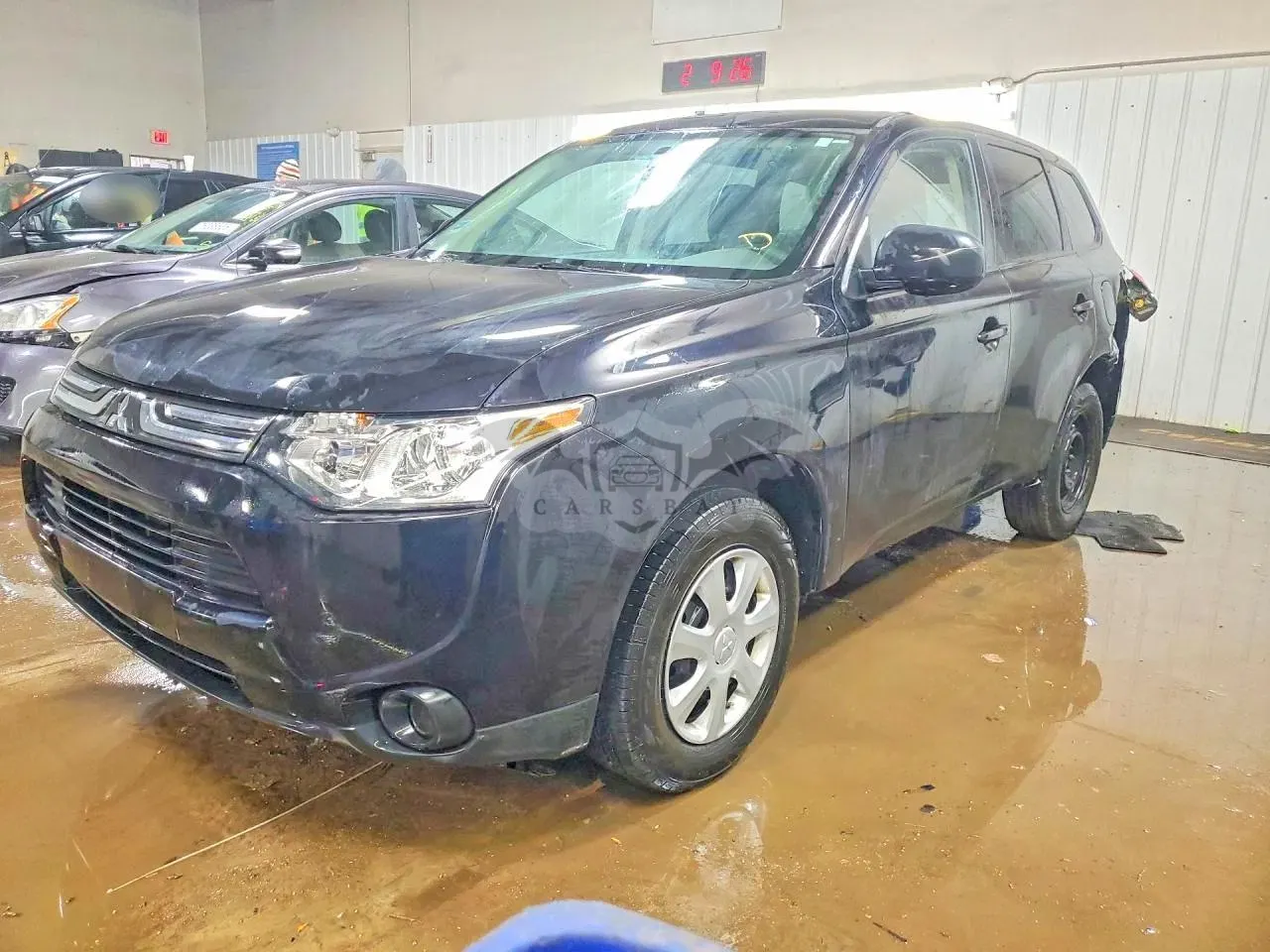 Mitsubishi Outlander ES 2.4L 4 2014