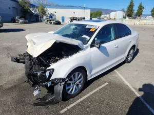 Volkswagen Jetta SE 2.5L 5 2012