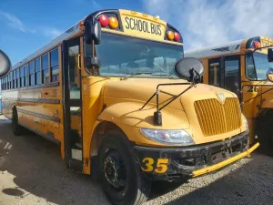 IC Corporation CE Series CE 7.6L 6 2014