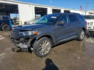 Ford Explorer XLT 2.3L 4 2022