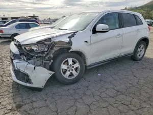 Mitsubishi Outlander ES 2.0L 4 2017