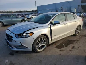 Ford Fusion SE HYBRID 2.0L 4 2017