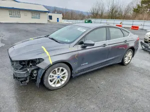 Ford Fusion SE 2.0L 4 2019