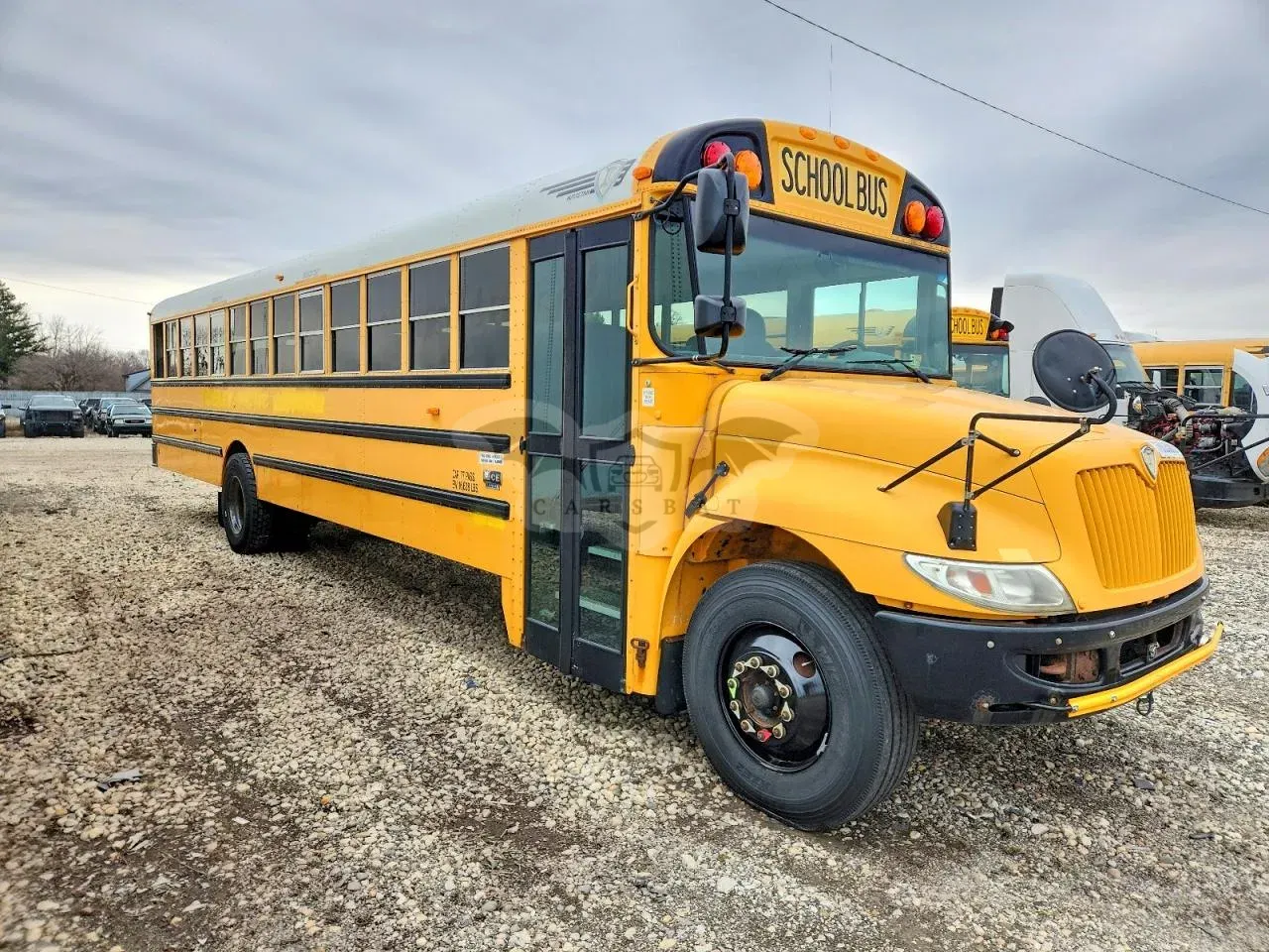 IC Corporation CE Series 6.4L 8 2013