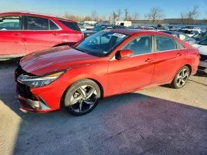 Hyundai Elantra LIMITED 2.0L 4 2022