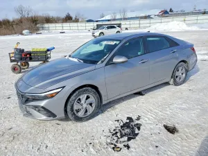 Hyundai Elantra 2.0L 4 2025