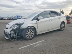 Toyota Prius 1.8L 4 2015