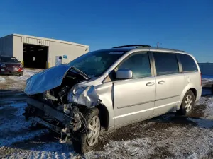 Chrysler Town & Country TOURING 3.8L 6 2010