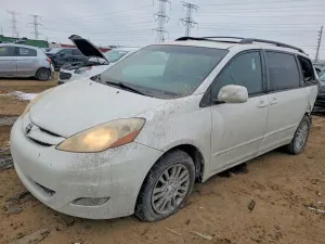 Toyota Sienna XLE 3.5L 6 2010