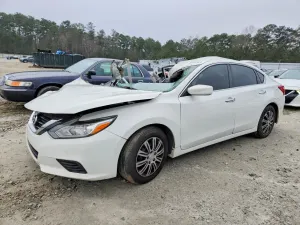 Nissan Altima 2.5L 4 2017