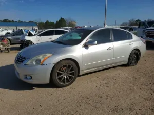 Nissan Altima BASE 2.5L 4 2012